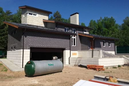 Доставленный на участок септик Флотенк