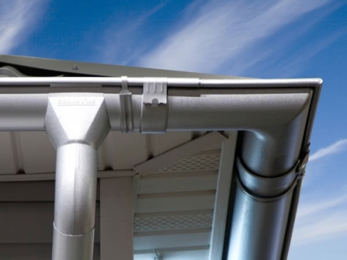 Пример металлической водосточной системы Пример металлической водосточной системы